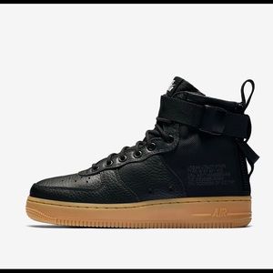 Nike SF Air Force 1 Mid